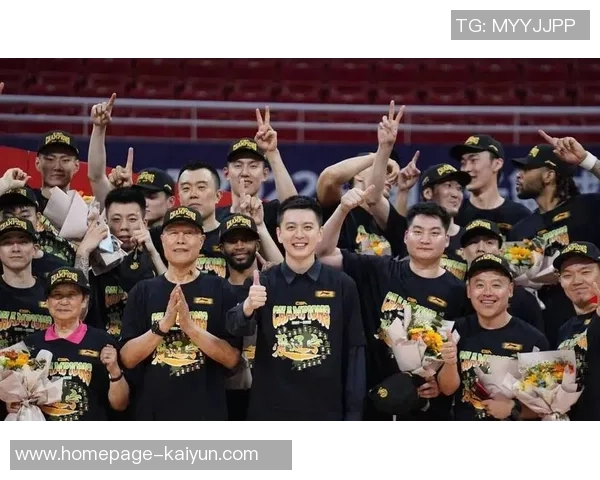 天津男篮与北控男篮激战正酣谁能在这场对决中笑到最后